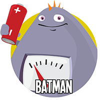 Batman är rund och grå och håller ett rött batteri i handen.